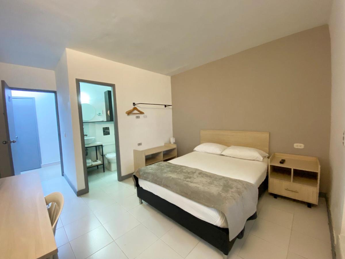 Ayenda 1224 Pixel House (Adults Only) Hotel Medellín Buitenkant foto